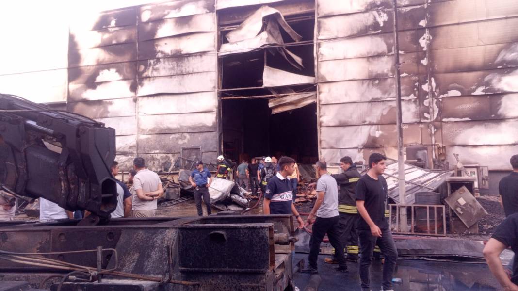 Konya’da 2 fabrika yanmıştı! Görüntüler ortaya çıktı 10